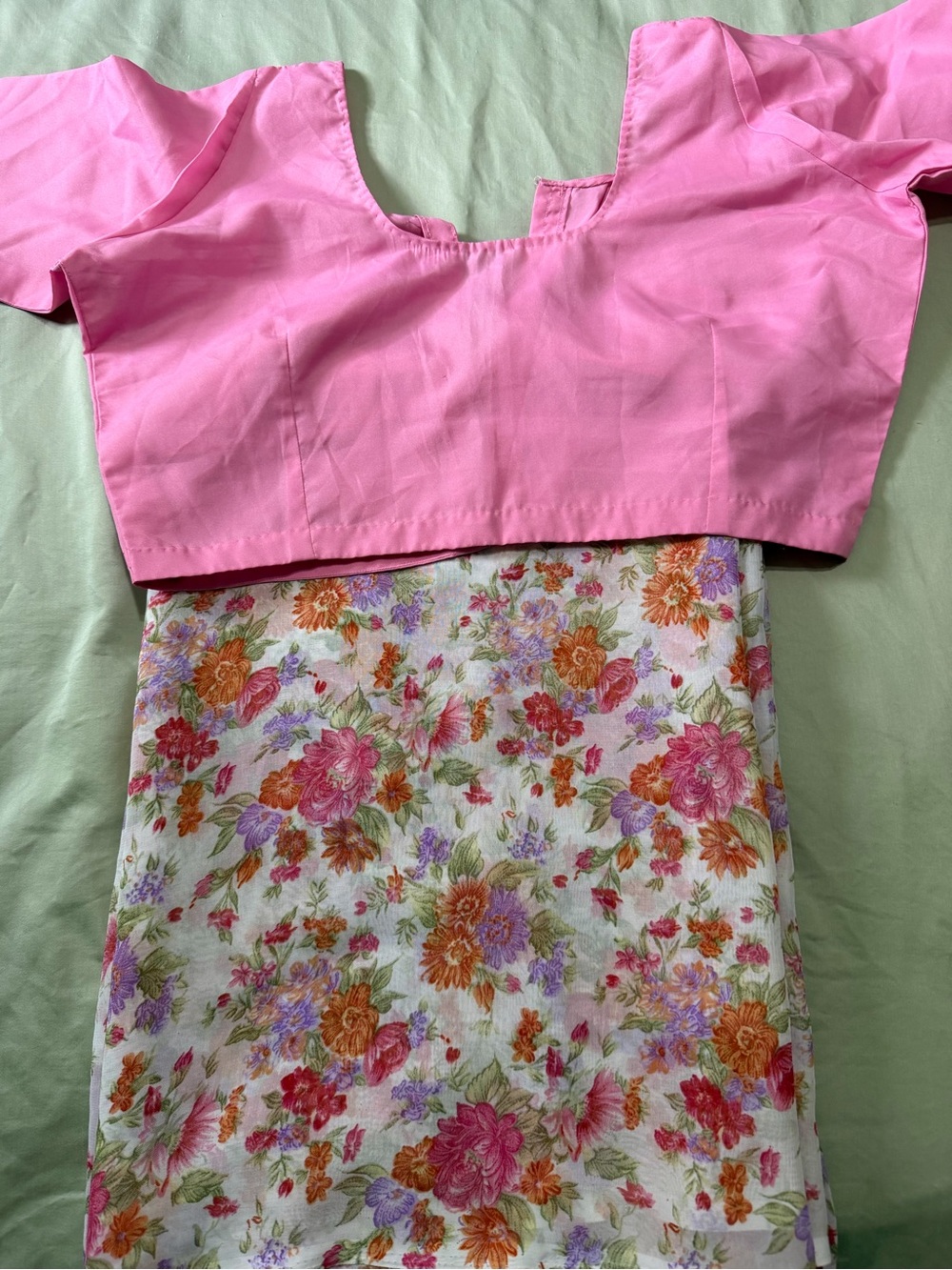 Pink Floral Women’s Saree with Blouse